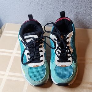 Superb Men's Sneakers